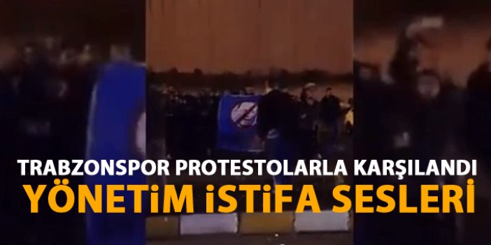 Havaalanında Trabzonsporlu futbolculara taraftardan tepki