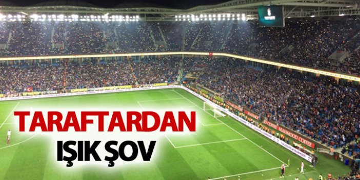 Trabzonspor taraftarından ışık şov