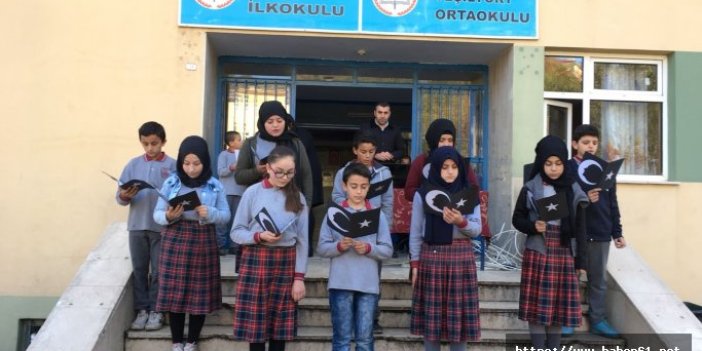 Öğrencilerin Atatürk sevgisi
