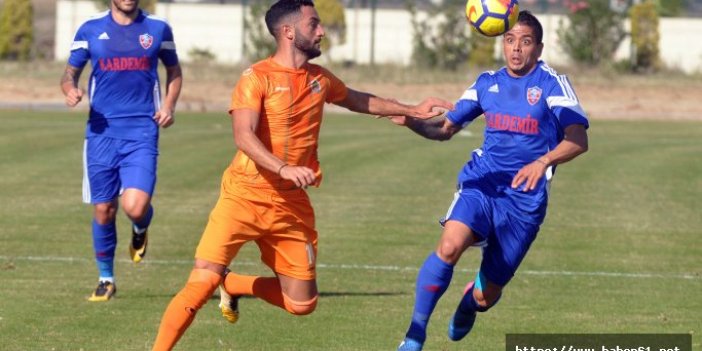 Aytemiz Alanyaspor ile Karabükspor maçında gol çıkmadı