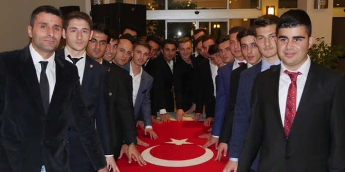 Trabzon'da 30 hakeme kokartları verildi