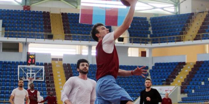 Trabzonspor Basketbol takımı Galatasaray maçı hazırlıklarını tamamladı.