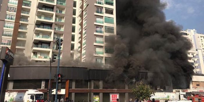 Mersin'de 12 katlı binada yangın çıktı!