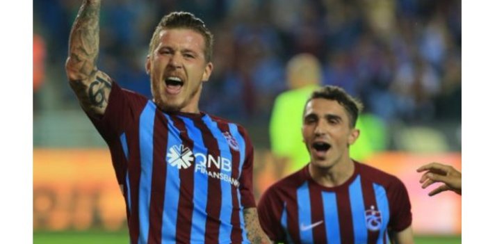 Trabzonsporlu Kucka: "Ligde ilk 4 içerisinde yer almak istiyoruz"