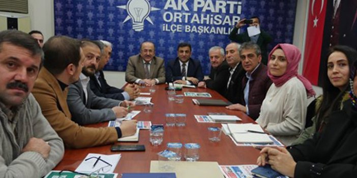 Başkan Gümrükçüoğlu Ortahisar teşkilatı ile buluştu