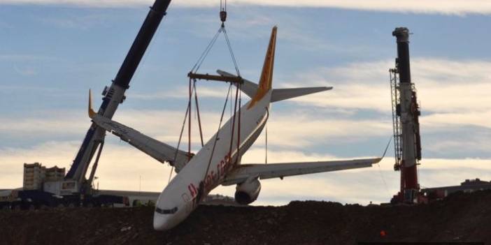 Trabzon'da kaza yapan uçağın kurtarılmasını böyle izlediler