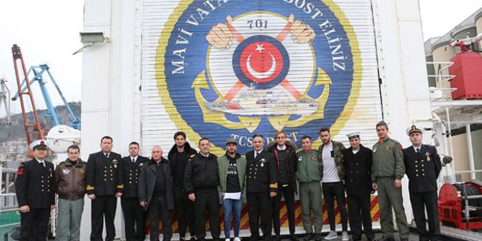 Trabzonsporlu oyunculardan dost ziyareti