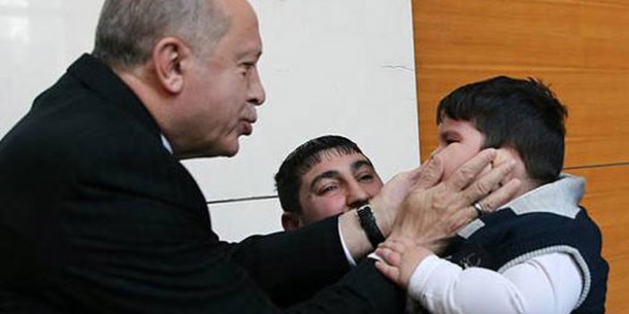 Erdoğan kendini tutamadı, çocuğu böyle sevdi