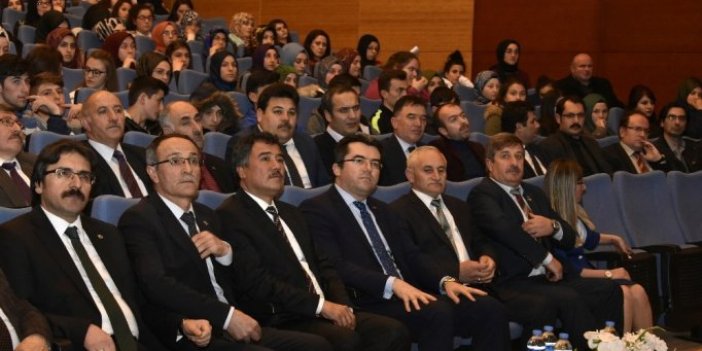 ’Kazakistan ve Ahmet Yesevi’ konulu konferans düzenlendi