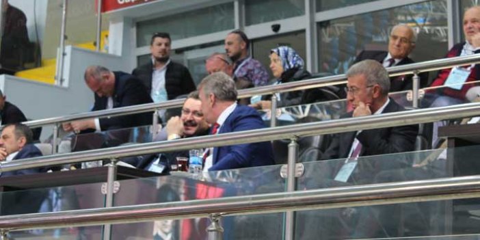 Trabzonspor siyasetçileri bir araya getirdi