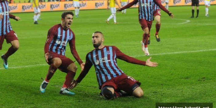 Trabzonsporlu Burak Yılmaz Sivasspor'a gol atmayı seviyor