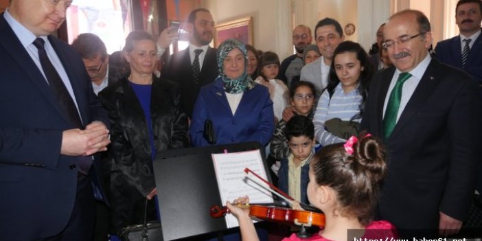 Trabzon'da müzik akademisi açıldı