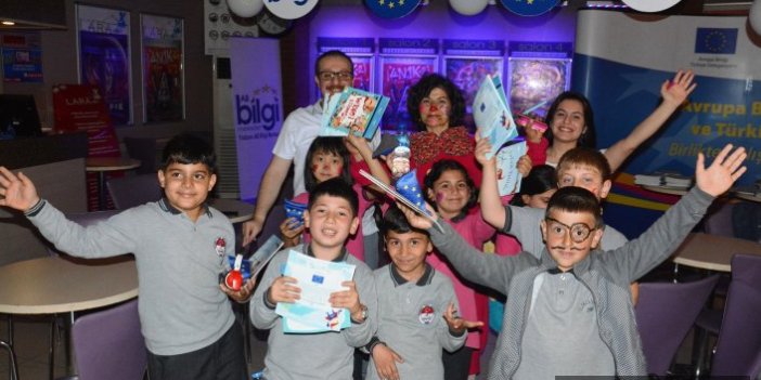 Trabzon'da çocuklar sinema ile buluştu 
