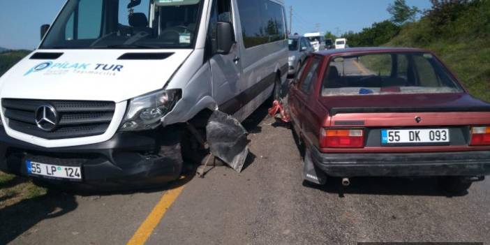 Samsun'da trafik kazası! minibüs ile otomobil çarpıştı: 6 yaralı . 22 Mayıs 2018