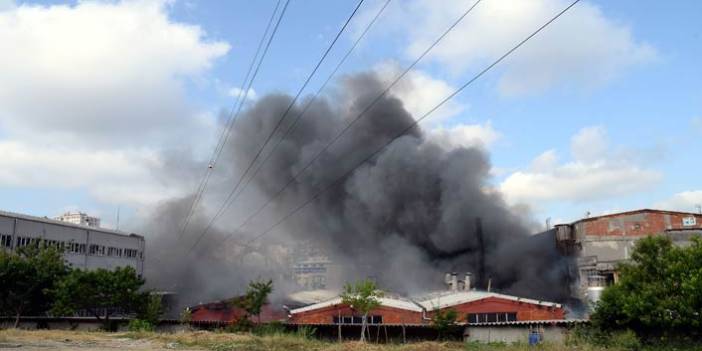 GAziosmanpaşa'da bir tekstil fabrikasında yangın