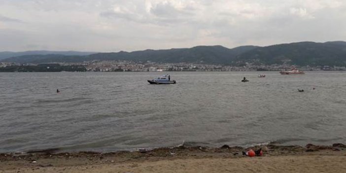 Denize giren 11 yaşındaki iki çocuk kayboldu