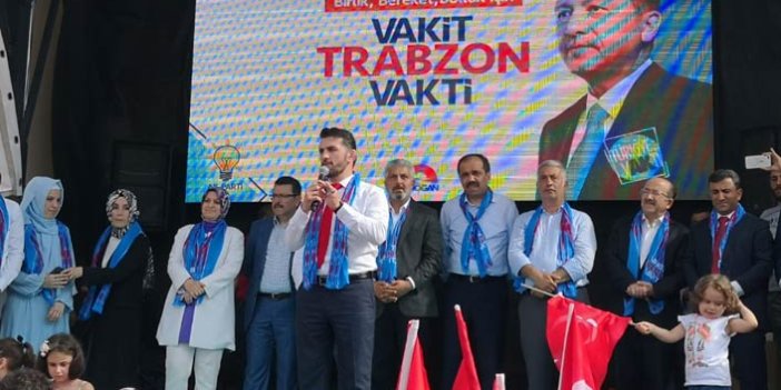 AK Parti Trabzon'da miting düzenledi