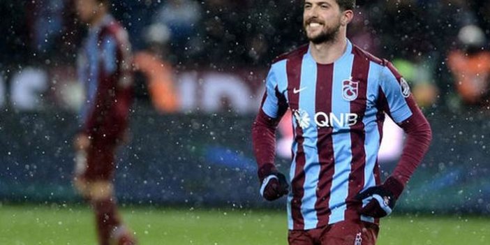 Trabzonspor'un eski futbolcusu imzayı attı
