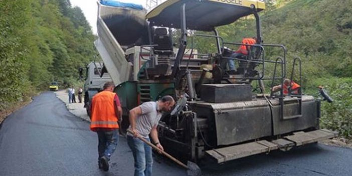 Trabzon'da yol yapım çalışmaları sürüyor