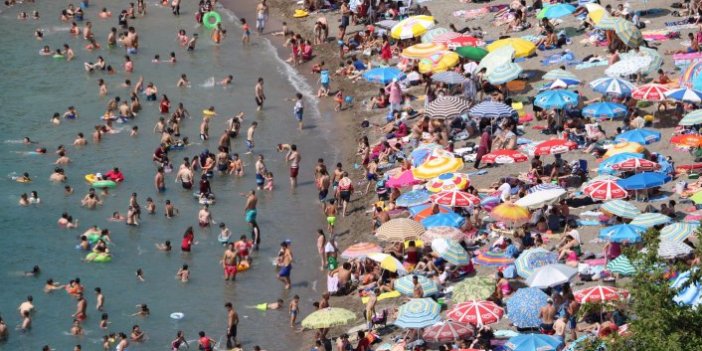 Zonguldak plajı Akdeniz’i aratmadı 
