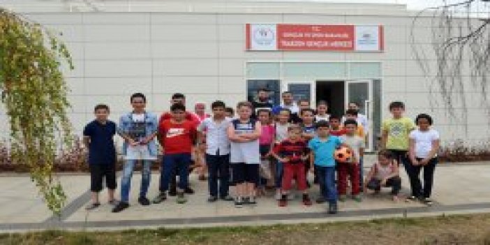Trabzon Gençlik Merkezi Yaz kuran kursu öğrencileri ile şenlendi