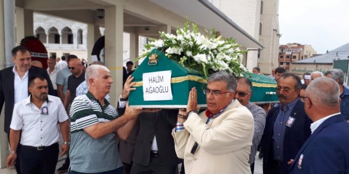 Adalet Ağaoğlu'nun eşi, ölmeden önce ölüm ilanını vermiş