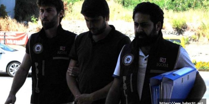 Antalya'da kan donduran olay! Babasının boğazını kesip öldürdü