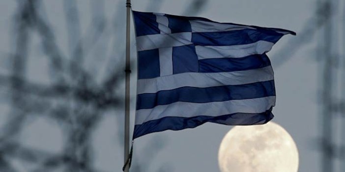 Yunanistan'a kaçan 3 bin 189 kişi iltica için başvurdu