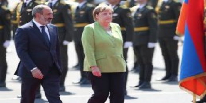 Merkel Ermenistan'a gitti, 'soykırım' demedi!