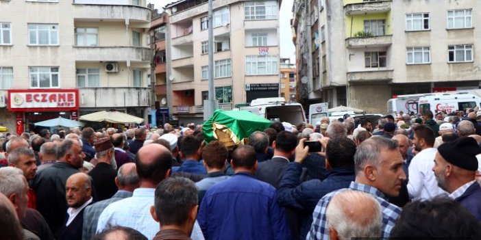 Emekli albayın öldürdüğü oğlu, toprağa verildi