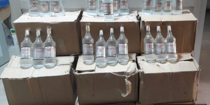 242 şişe kaçak içki yakalandı