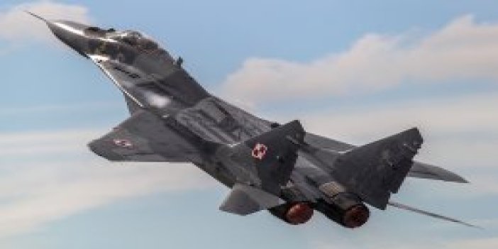 Moskova yakınlarında jet düştü, pilotlar kurtuldu
