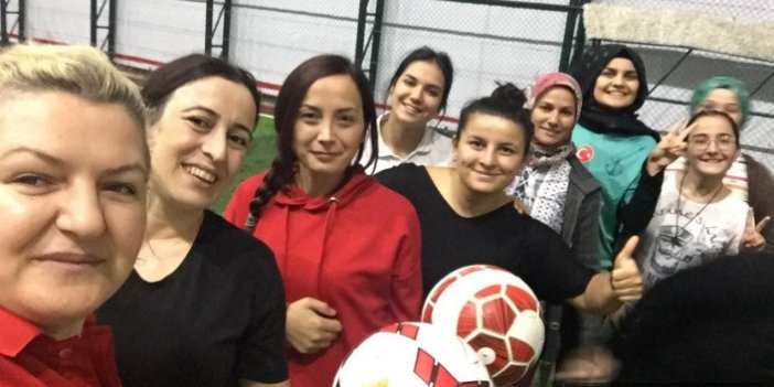 Kadınların futbol mücadelesi nefes kesti