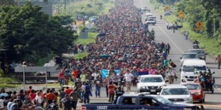 Trump'tan göçmen konvoyuna tehdit