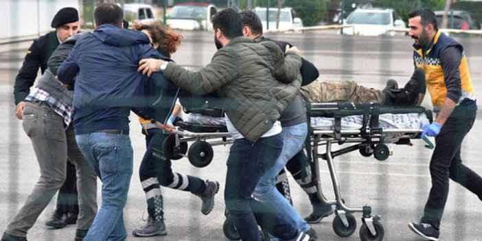 Antalya'da şok! İki asker yaralandı