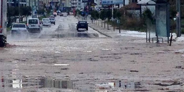 Mersin'de hava şartları nedeniyle okullar 1 gün tatil edildi