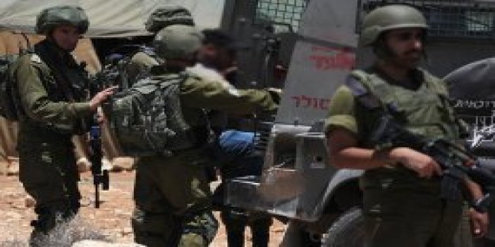İsrail güçleri 15 Filistinliyi gözaltına aldı