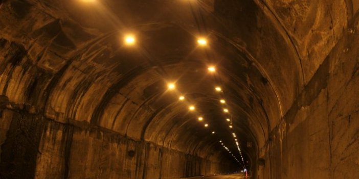 Zigana Tüneli’nde iki il kendi tarafını aydınlatıyor