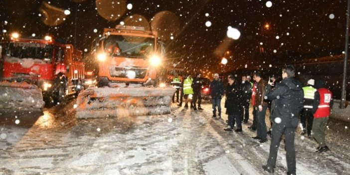 Vali Kaymak'tan Samsun-Ankara yolunda kar denetimi