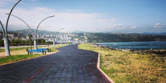 Trabzon'da sıcak havayı gören sahile koştu