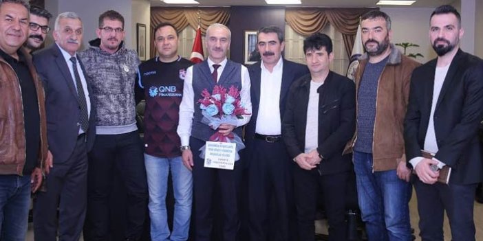 Trabzonsporlular'dan Trabzonlu Emniyet Müdürüne ziyaret