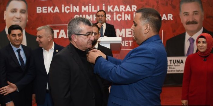 İYİ Parti'den 297 kişi MHP'ye geçti