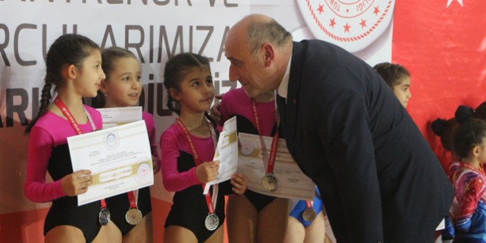 Trabzon'da düzenlenen cimnastik müsabakaları tamamlandı