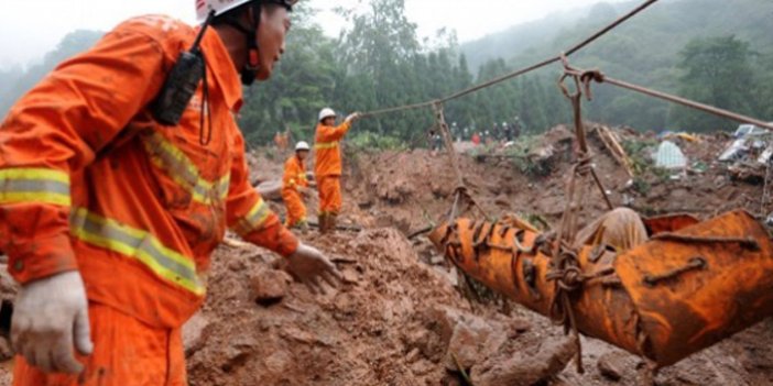 Çin’de toprak kayması: 2 ölü, 17 kayıp