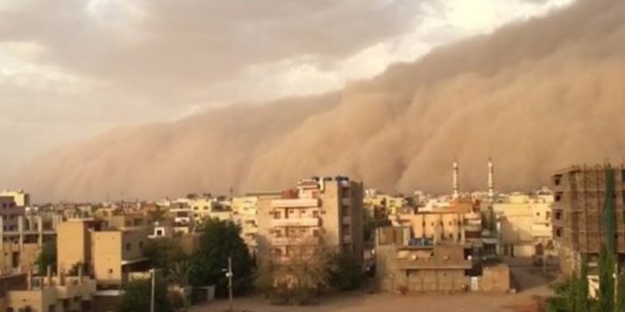 İran'da kum fırtınası toz miktarını 25 kat arttırdı