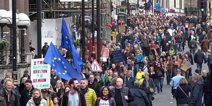 İngiltere'de halktan Brexit yürüyüşü