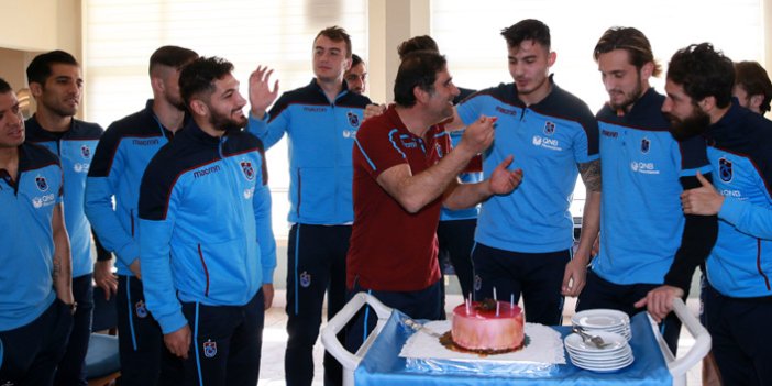 Trabzonspor’ da Uğurcan Çakır'a doğum günü sürprizi