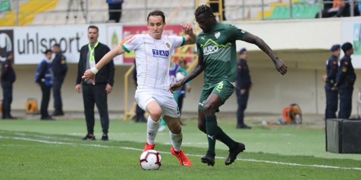 Alanyaspor Bursaspor'u tek golle geçti