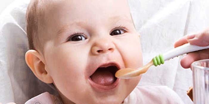 "Bebekleri 4-8 ay arasında alerjik gıdalarla tanıştırın"
