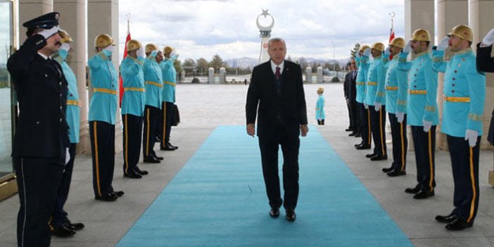 Cumhurbaşkanı Erdoğan 10 Nisan Polis Haftası'nı kutladı